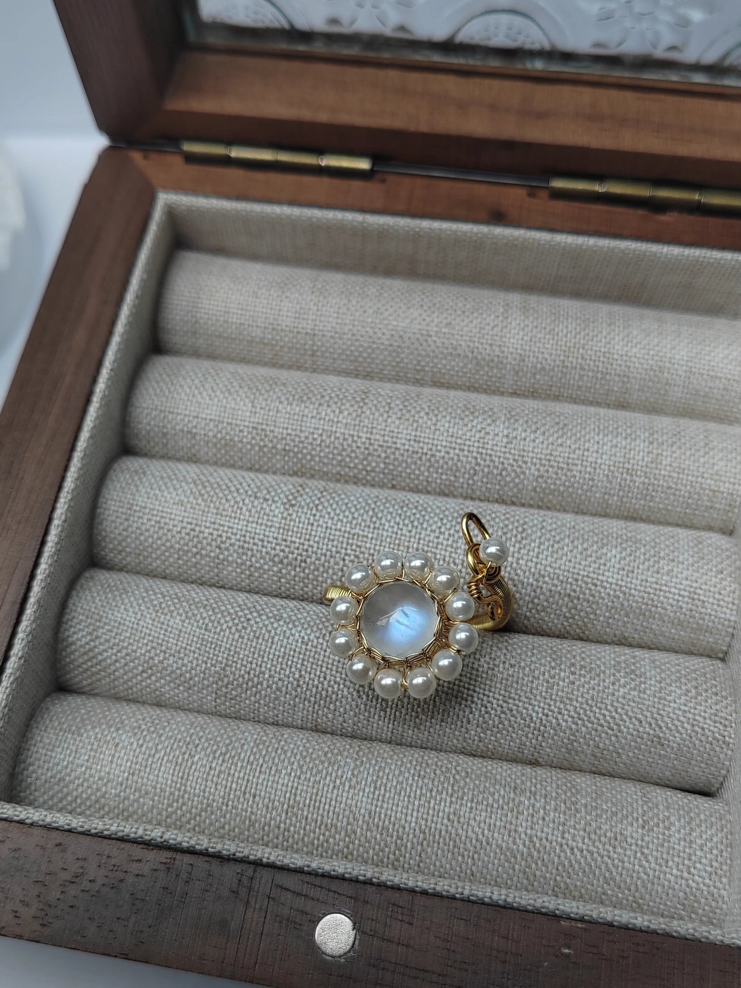 Handmade Moonstone Ring - 14k copper Wire Wrapped crystal Jewelry