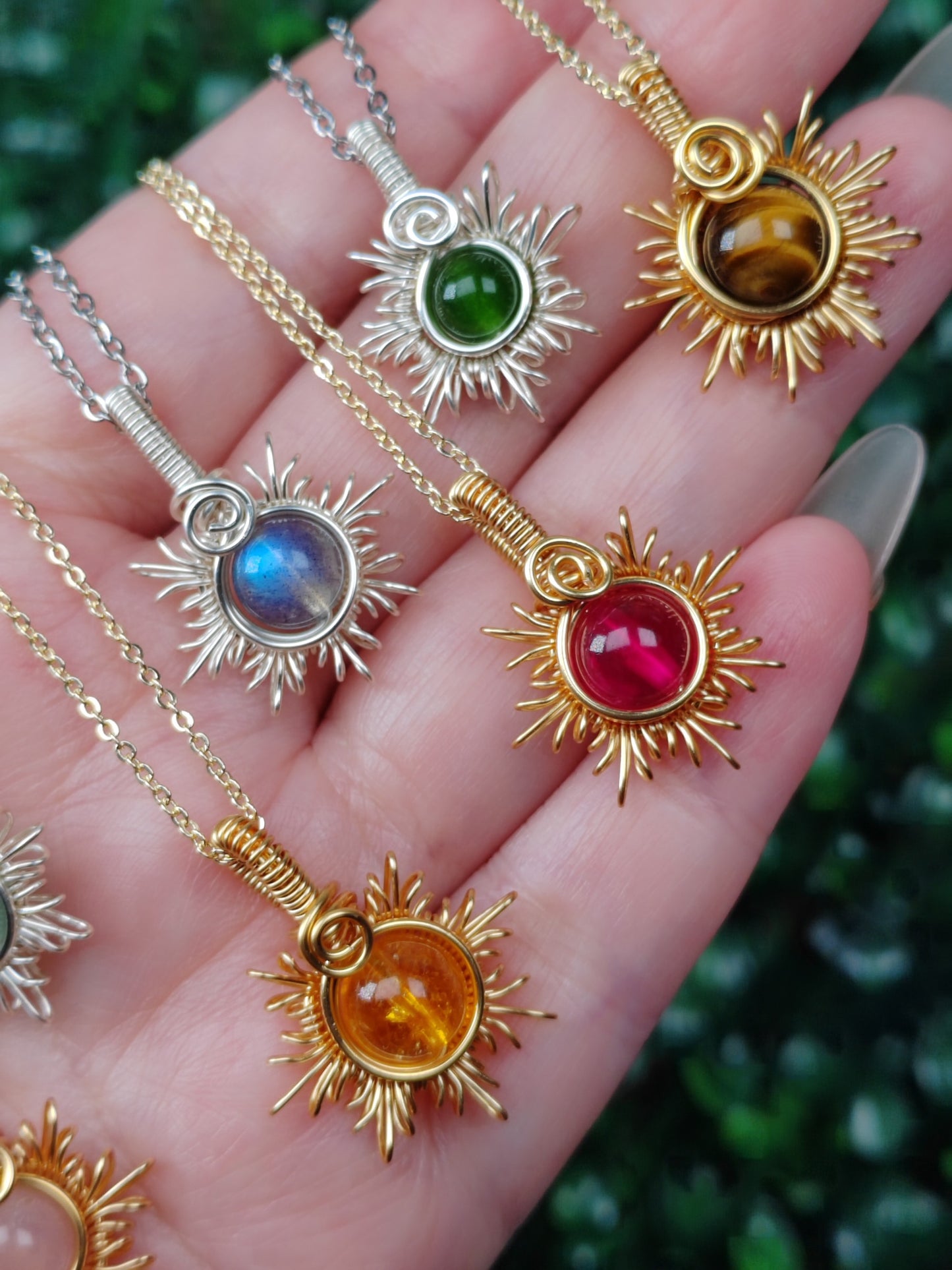 Sun  Necklace, Crystal Pendant, Healing Crystal Necklace for Women